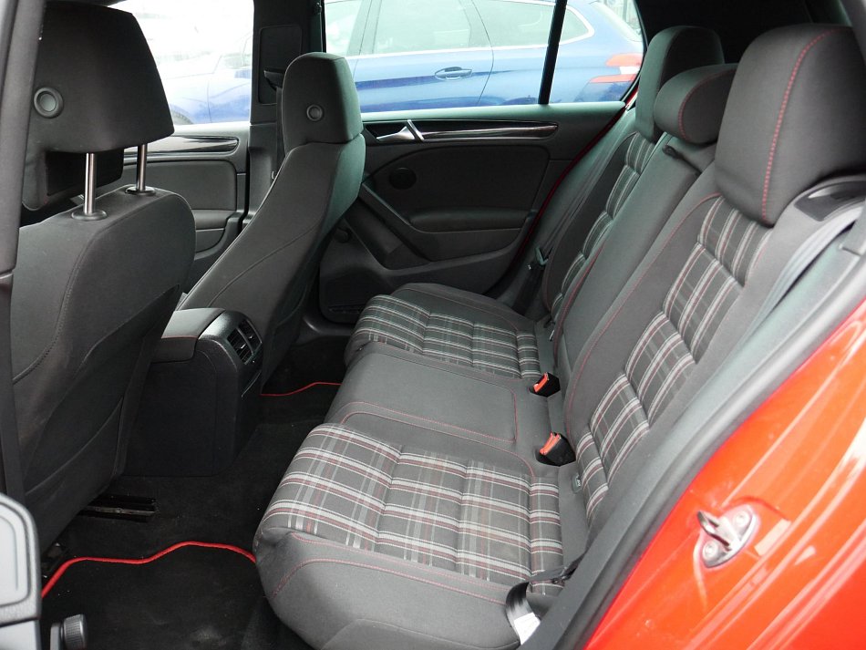 Volkswagen Golf 2.0TSi GTi