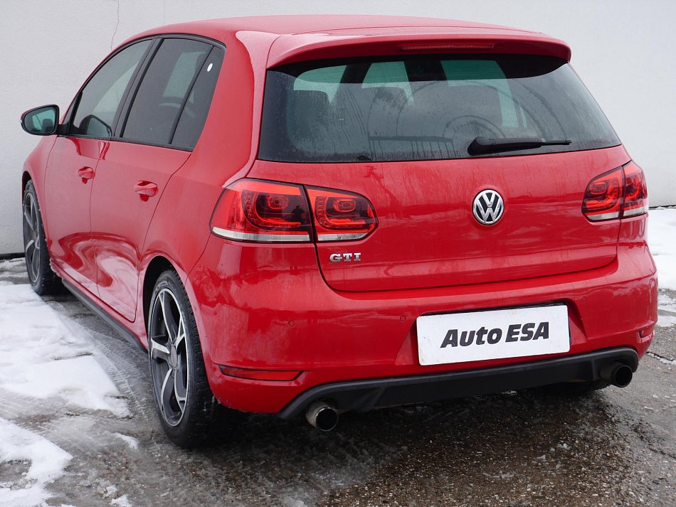 Volkswagen Golf 2.0TSi GTi