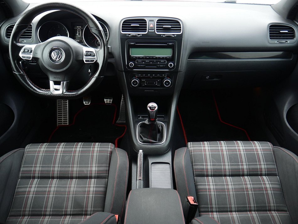 Volkswagen Golf 2.0TSi GTi