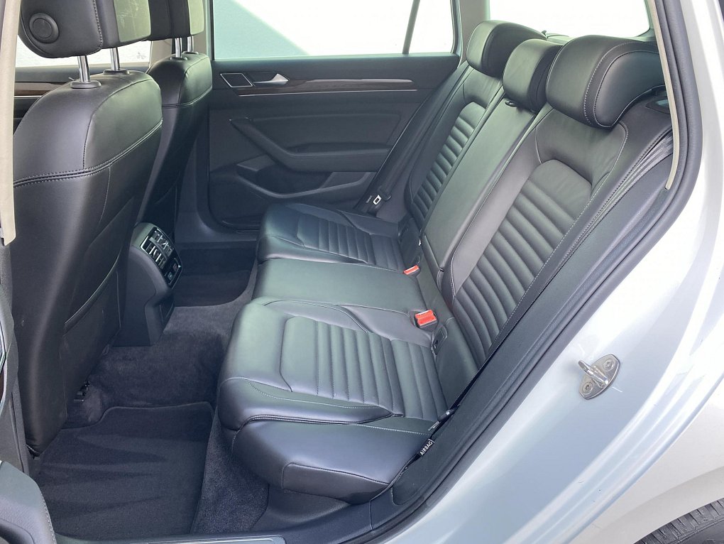 Volkswagen Passat 2.0 TDi Highline