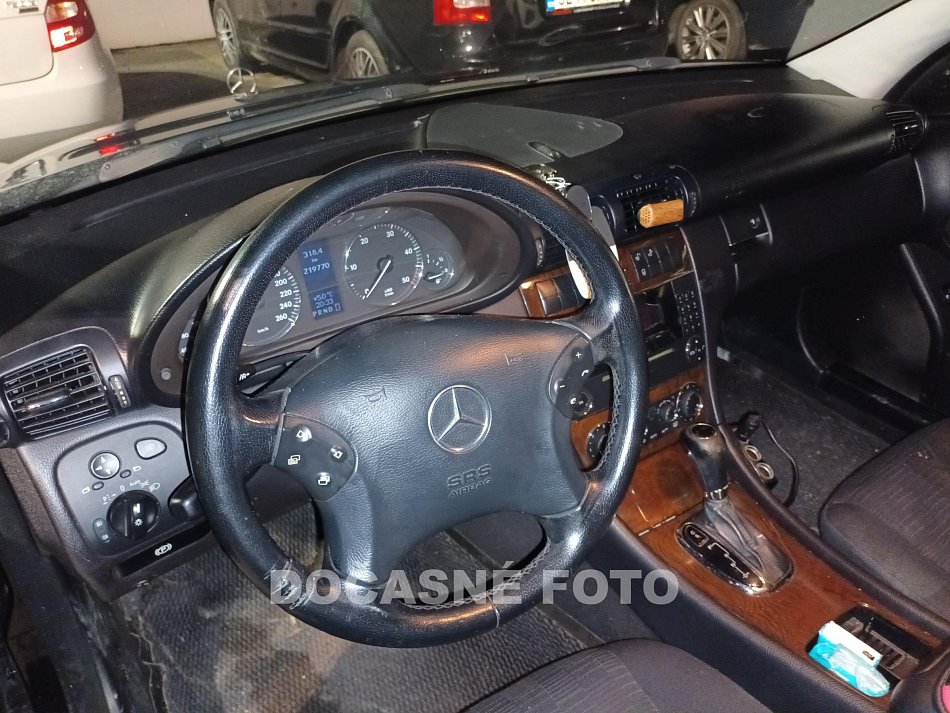 Mercedes-Benz Třída C 2.2 CDi  C220