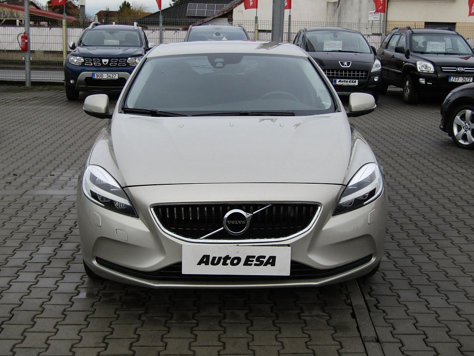 Volvo V40 2.0 D4 