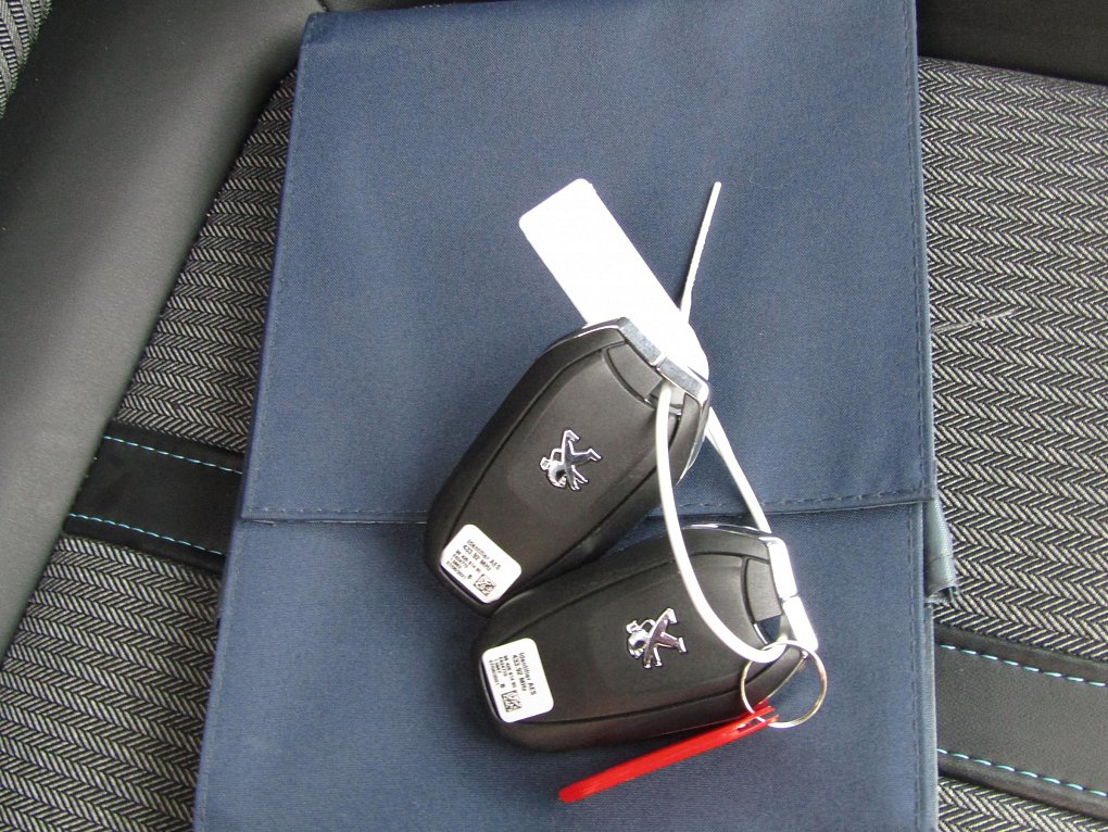 Peugeot 5008 1.2 PT Allure