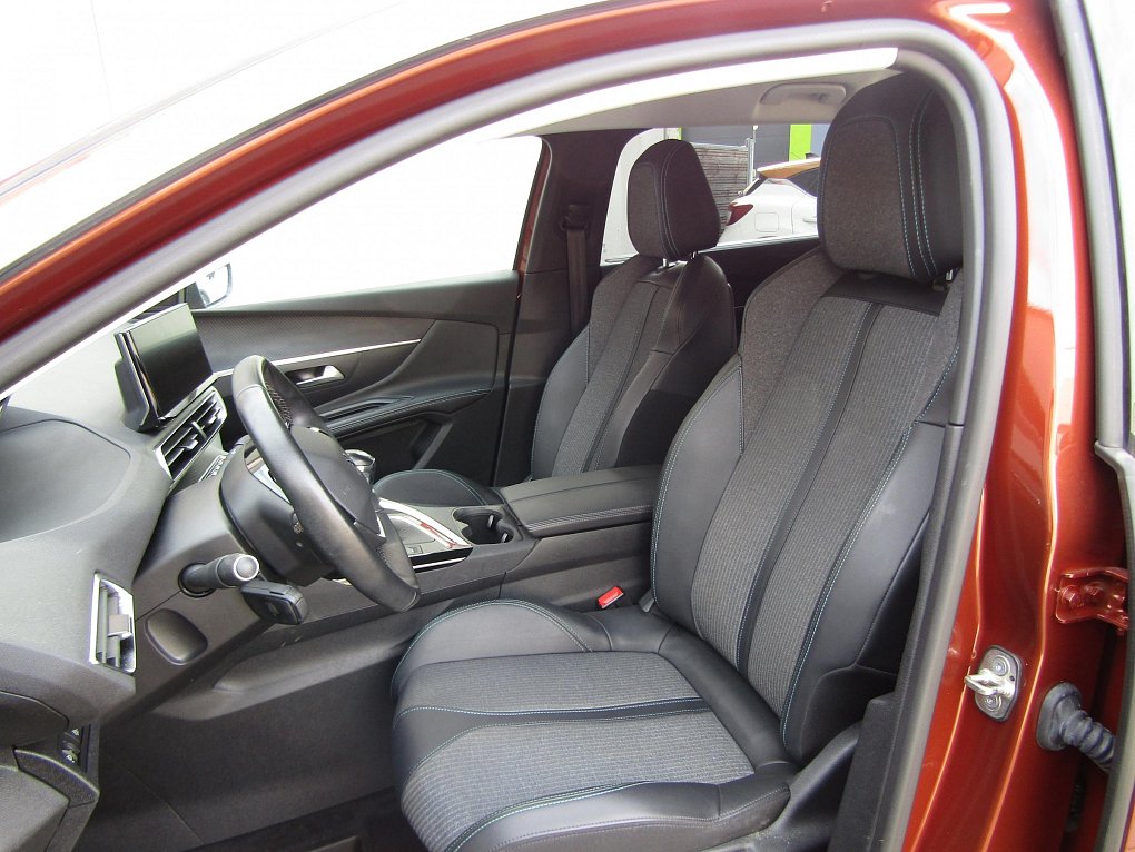 Peugeot 5008 1.2 PT Allure