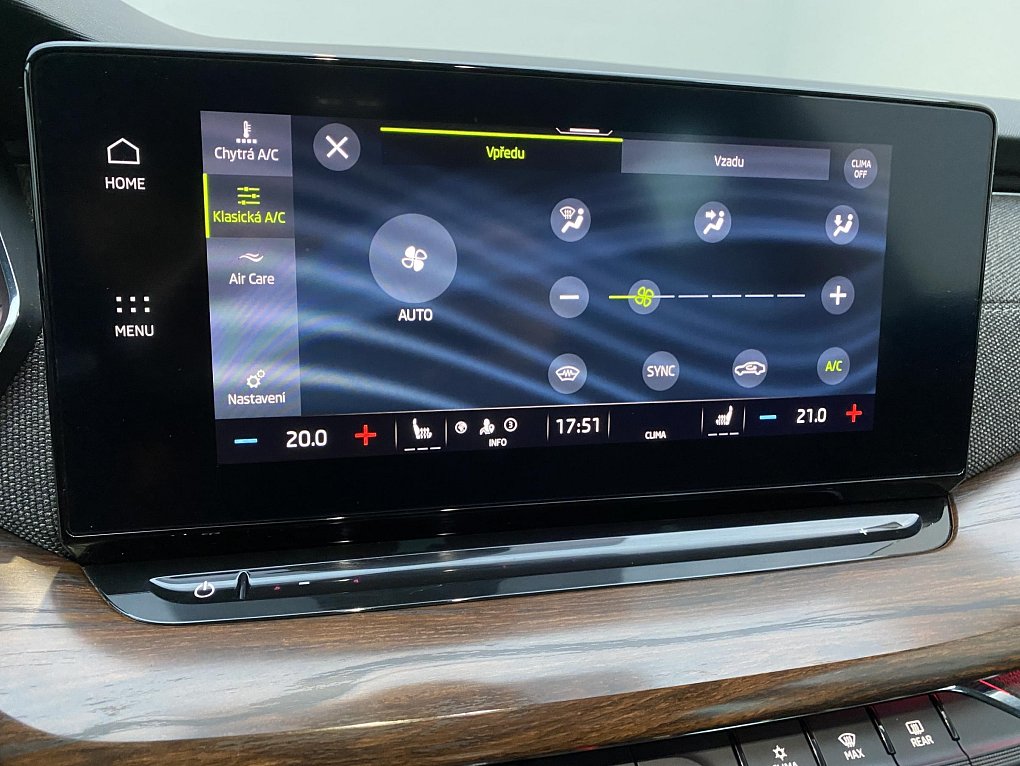 Škoda Octavia IV 2.0 TDi Scout 4x4