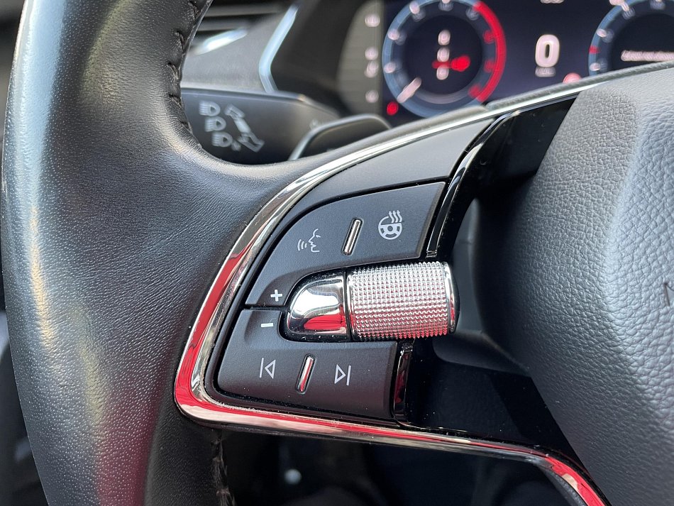 Škoda Octavia IV 2.0 TDi Scout 4x4