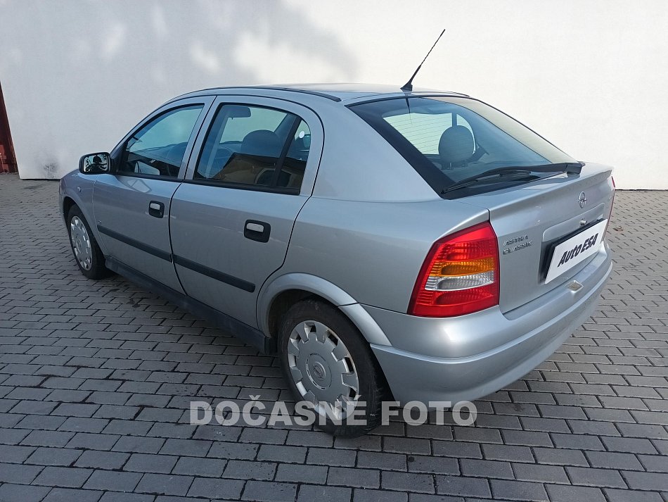 Opel Astra 1.4i 