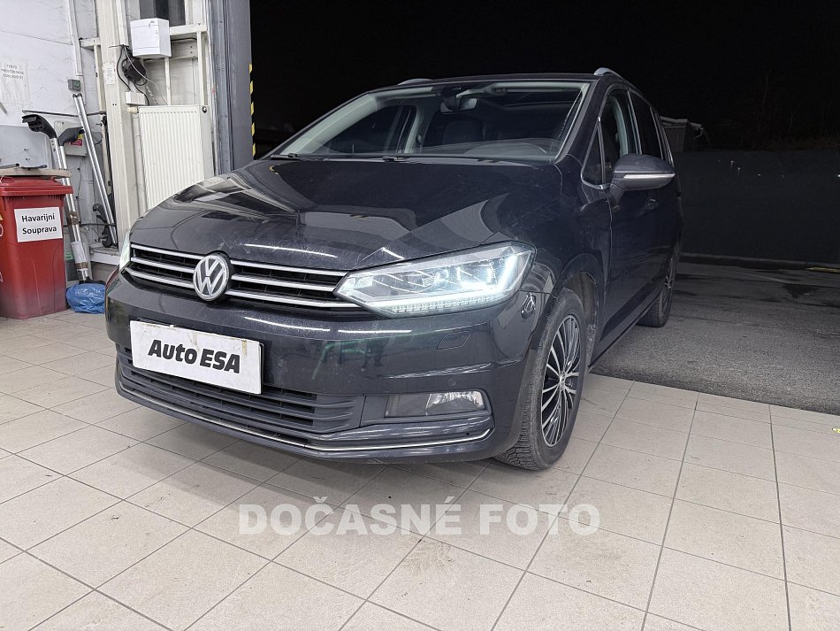 Volkswagen Touran 1.6 TDI  7 míst