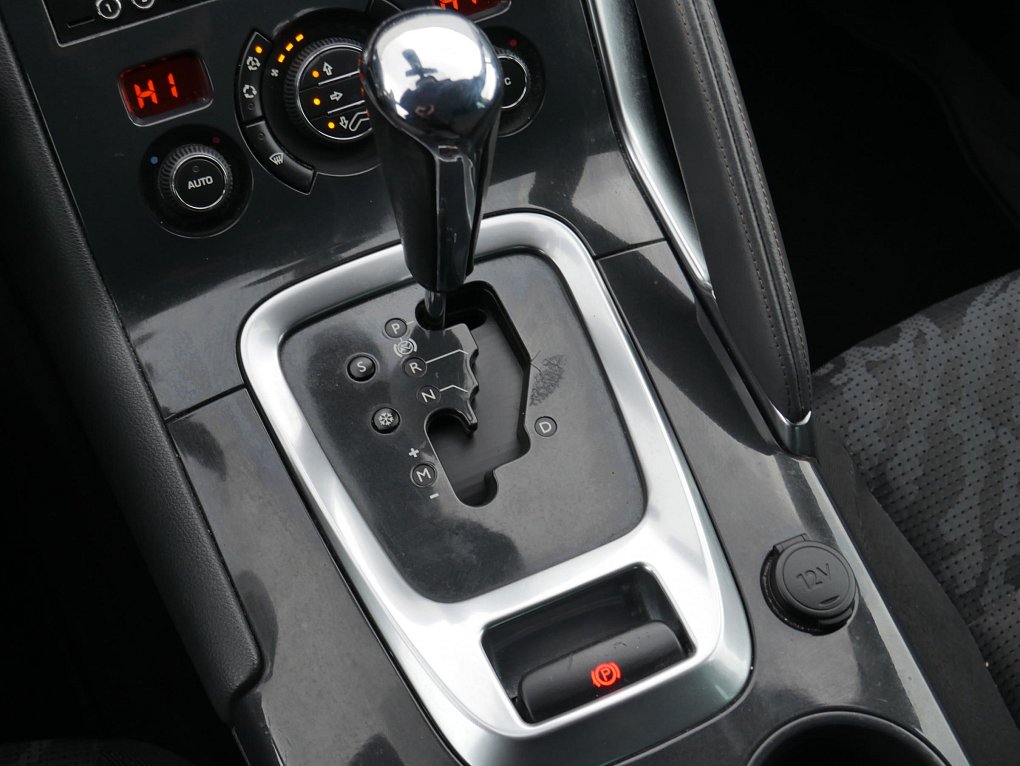 Peugeot 3008 2.0 HDi Premium