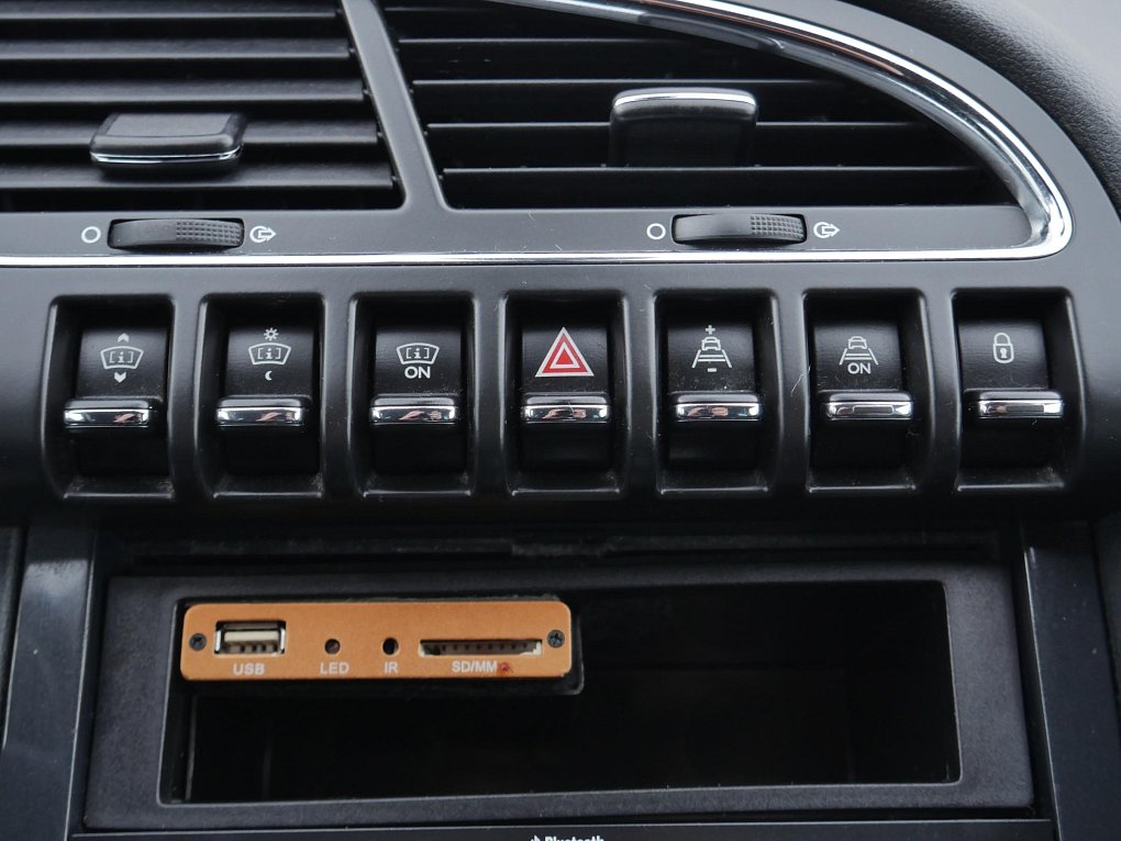 Peugeot 3008 2.0 HDi Premium