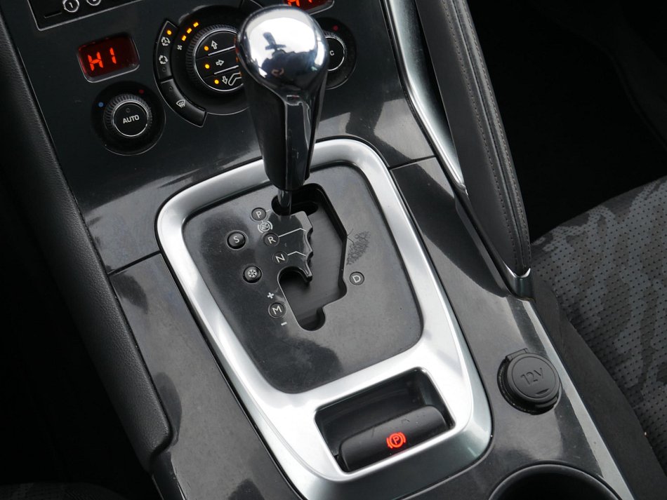 Peugeot 3008 2.0 HDi Premium