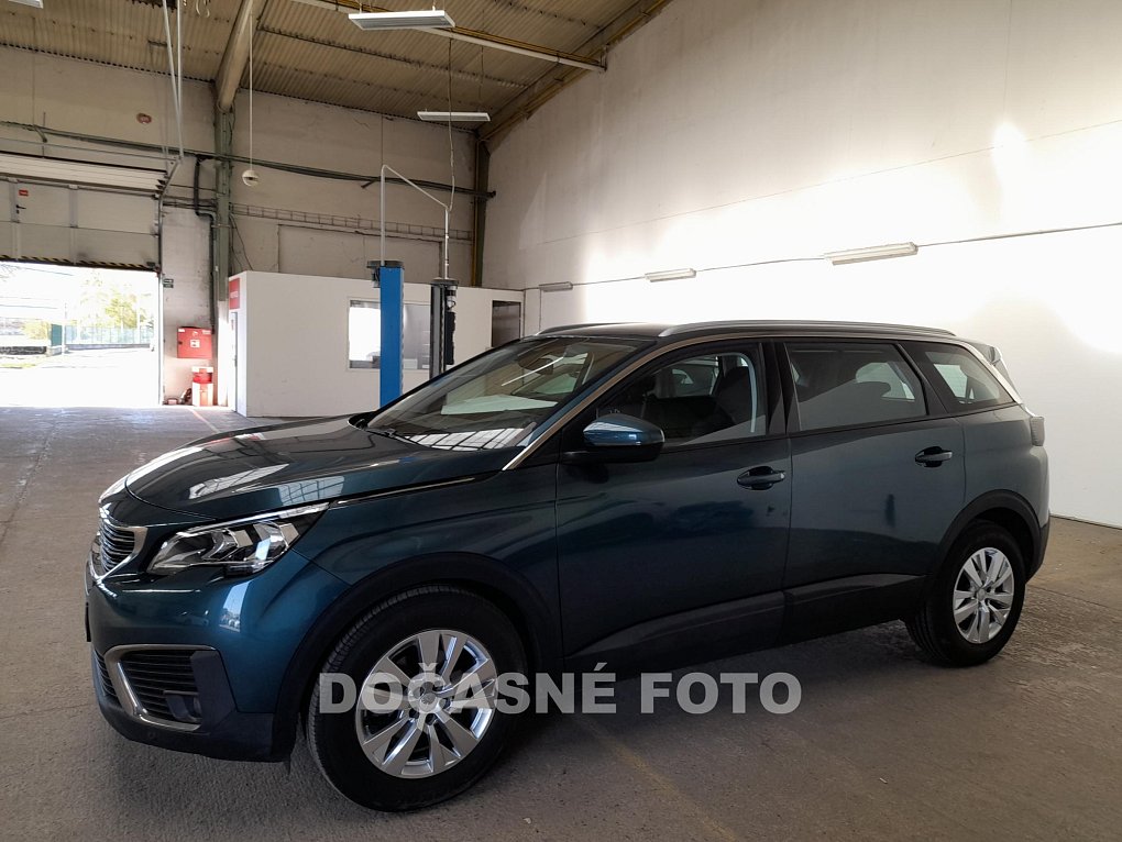 Peugeot 5008 1.2 