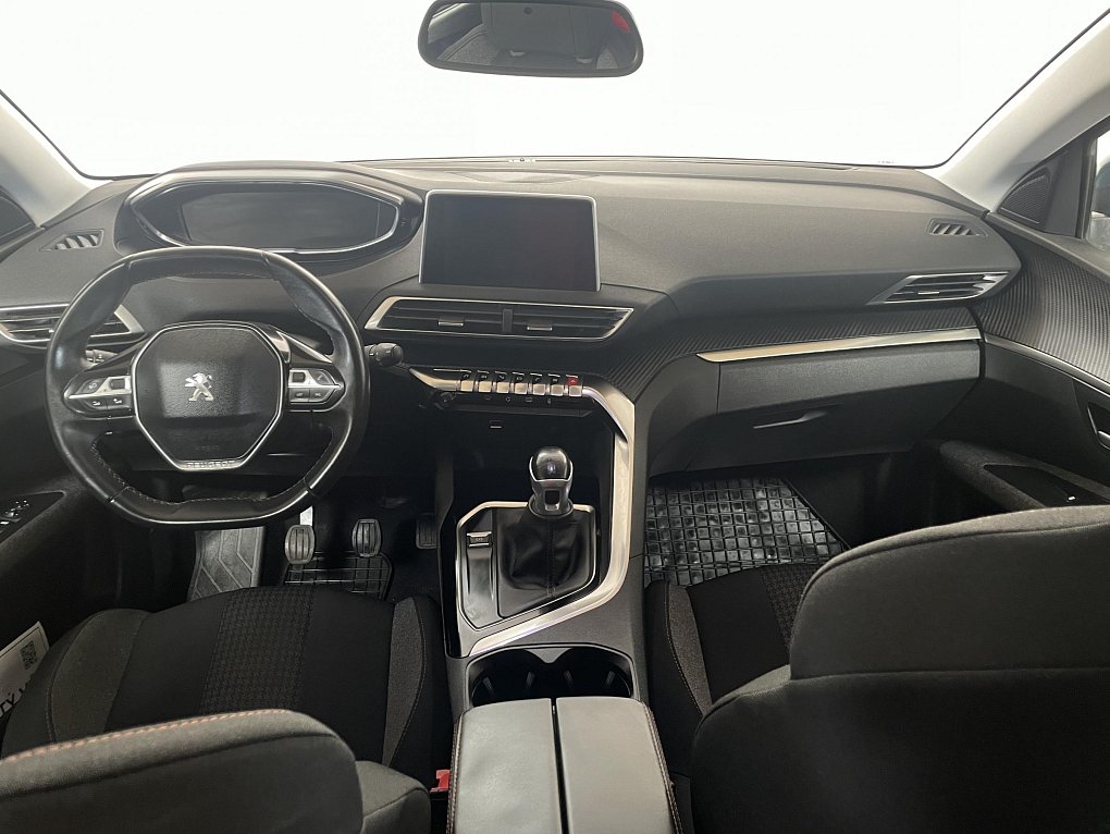 Peugeot 5008 1.2 PT 