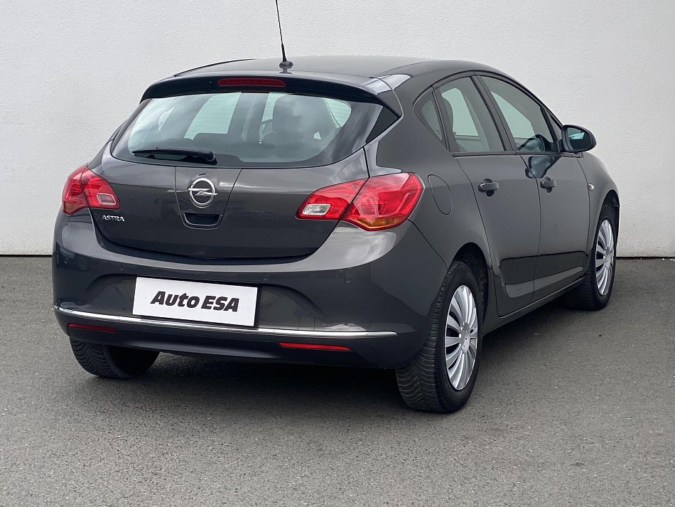 Opel Astra 1.6i Selection