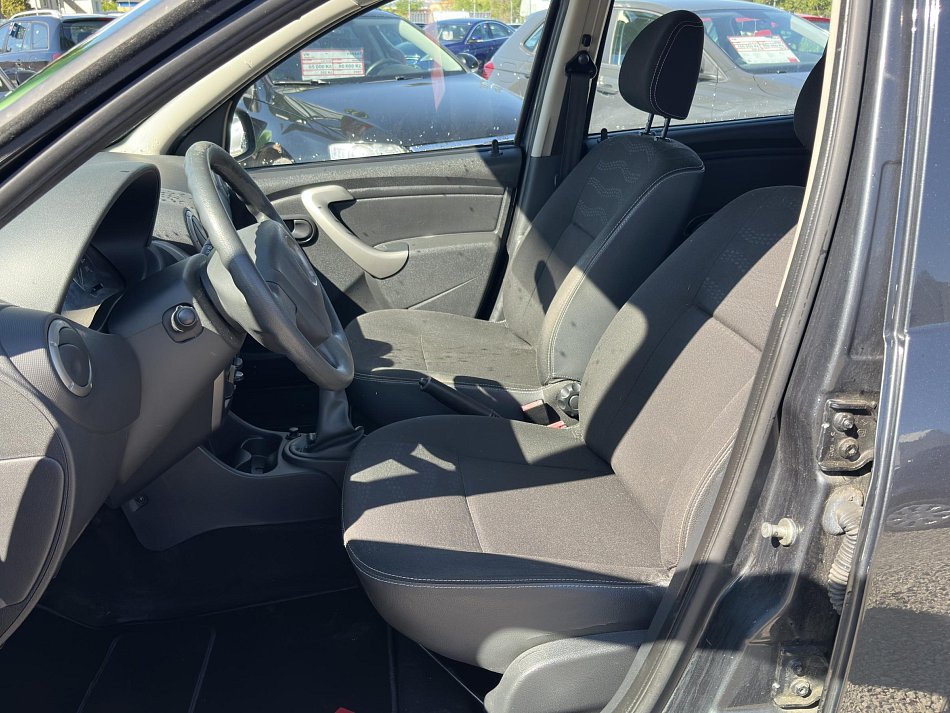 Dacia Sandero 1.6i 