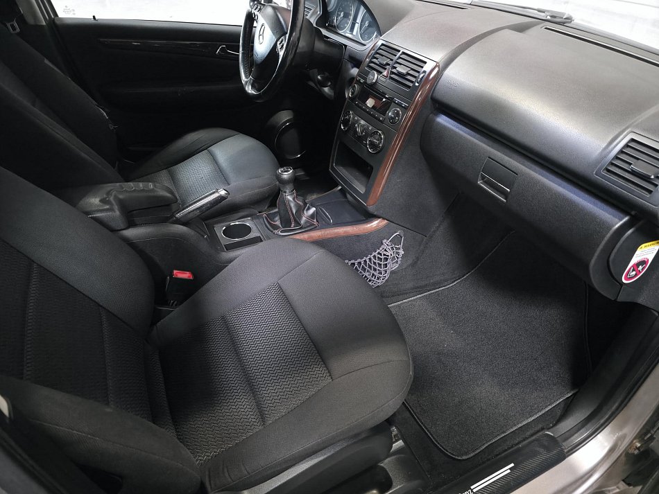 Mercedes-Benz Třída A 1.7i 