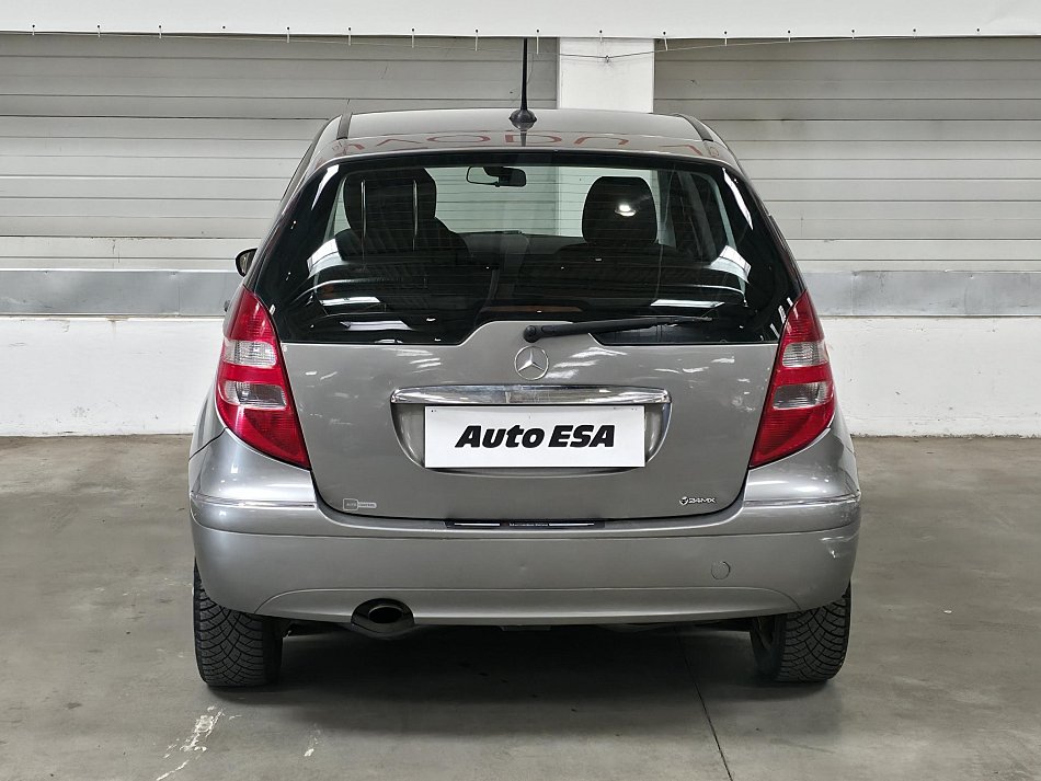 Mercedes-Benz Třída A 1.7i 