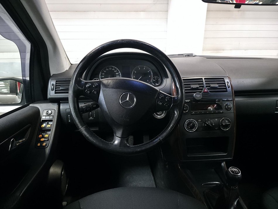Mercedes-Benz Třída A 1.7i 