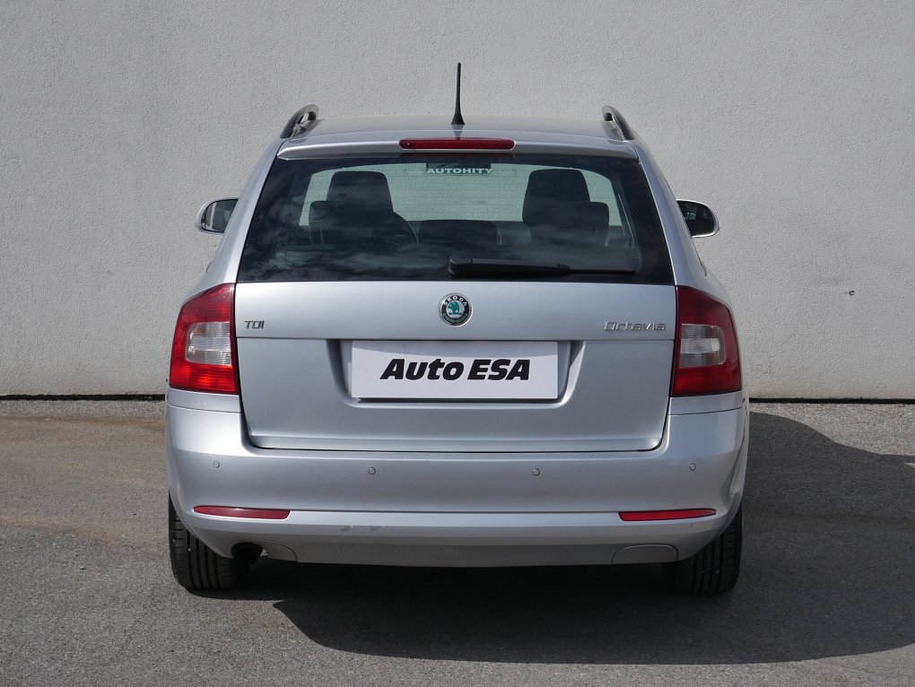 Škoda Octavia II 1.6 TDi Elegance