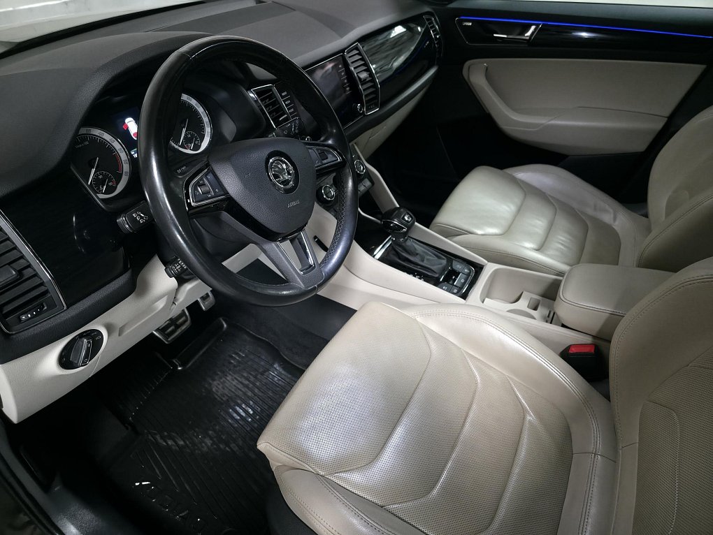 Škoda Kodiaq 2.0 TDi  4x4, 7míst