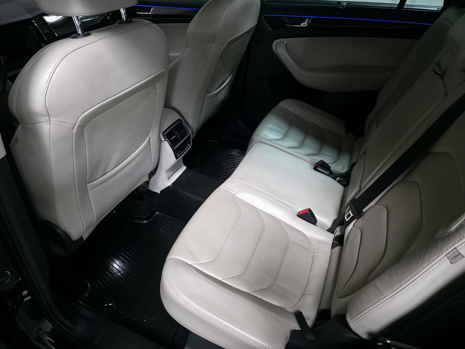 Škoda Kodiaq 2.0 TDi  4x4, 7míst