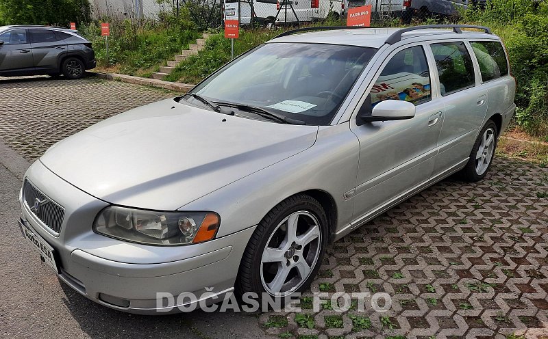 Volvo V70 2.4 D5 