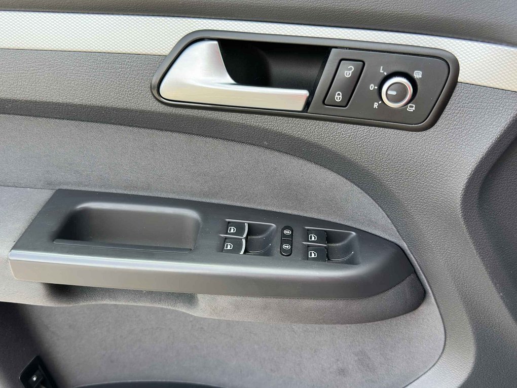 Volkswagen Touran 1.6 TDi Comfortline DSG