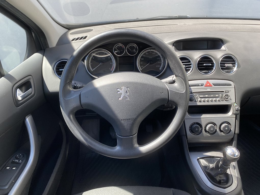 Peugeot 308 1.4 16V 