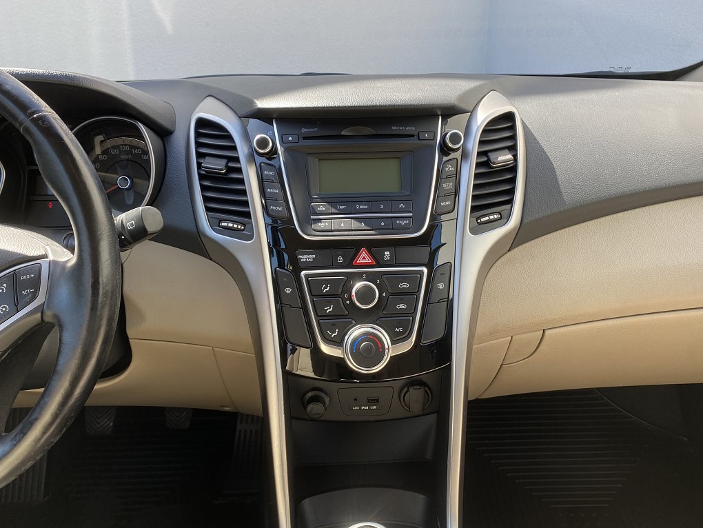 Hyundai I30 1.4i 