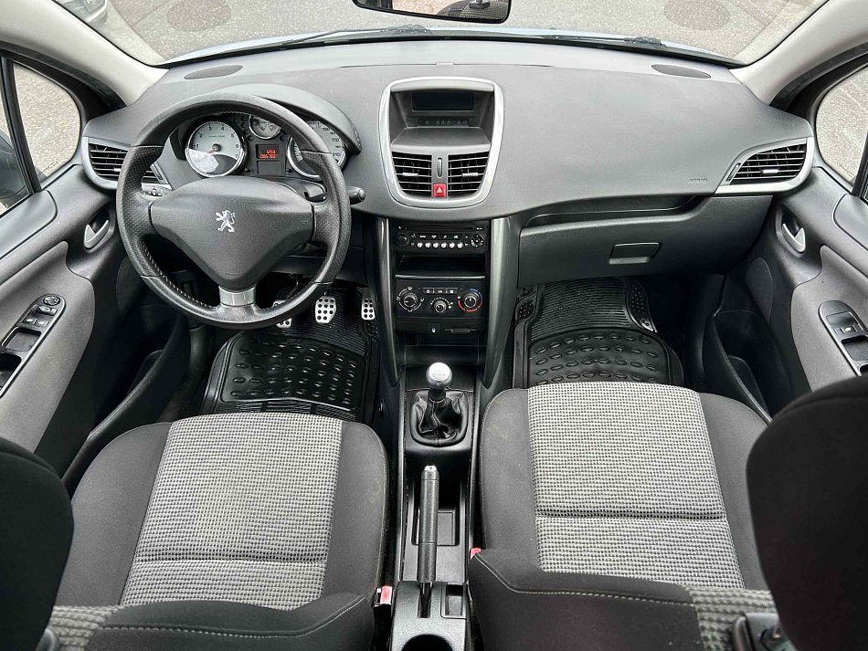 Peugeot 207 1.4 16V 
