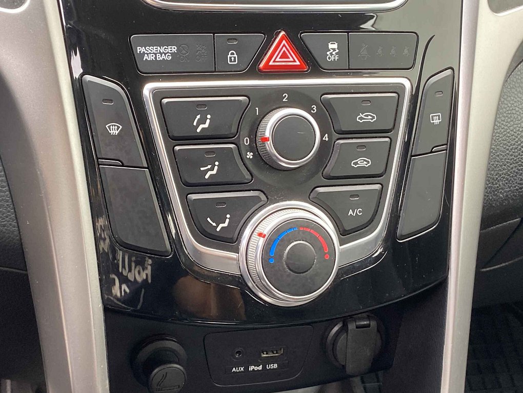Hyundai I30 1.6 CVVT Trikolor