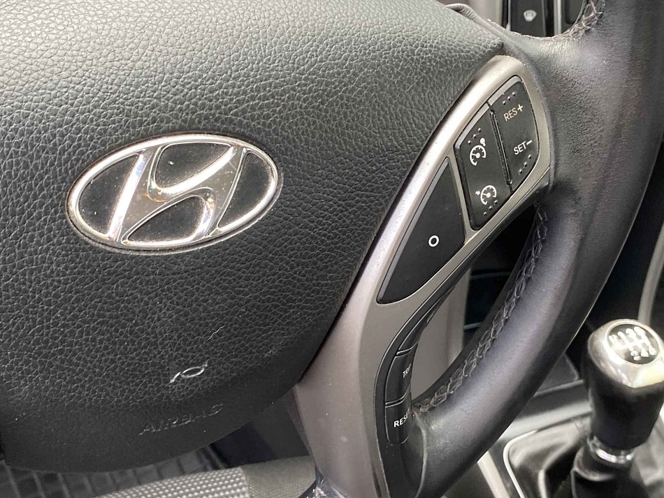 Hyundai I30 1.6 CVVT Trikolor