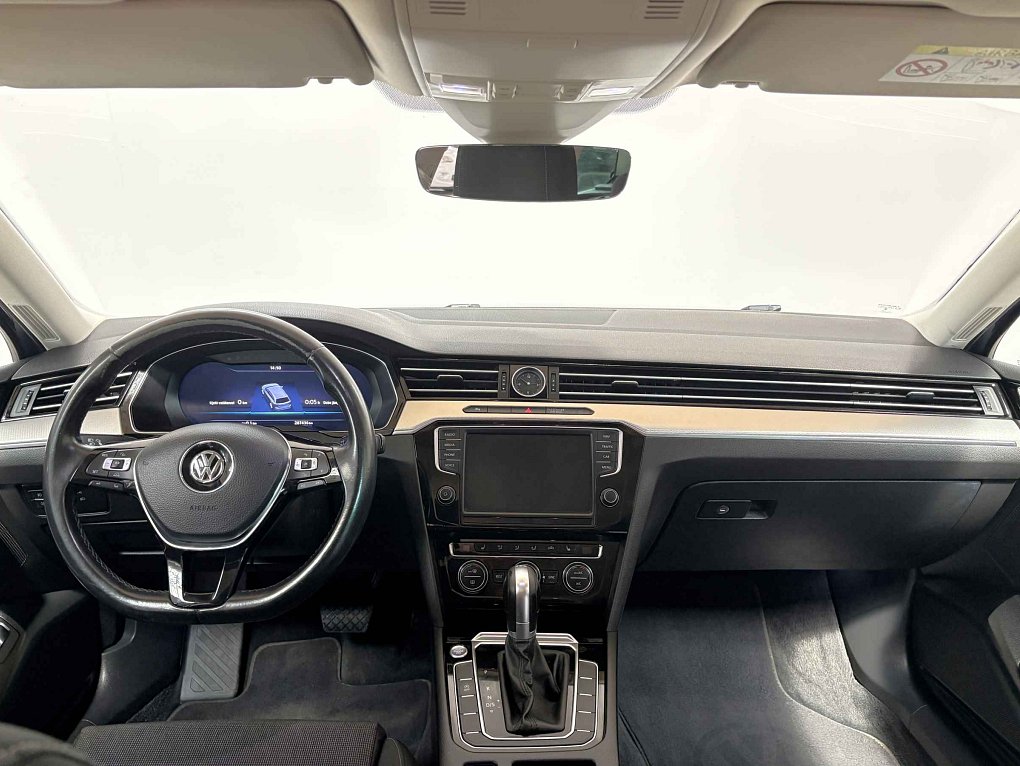 Volkswagen Passat 2.0TDi 