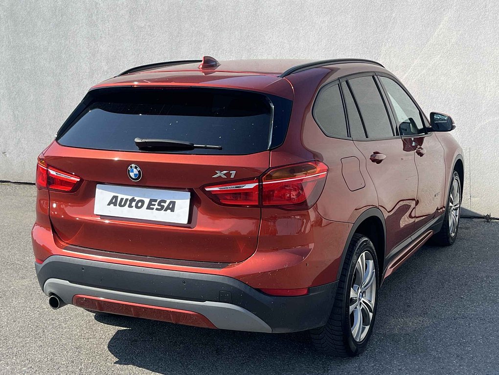 BMW X1 2.0d  sDrive18d