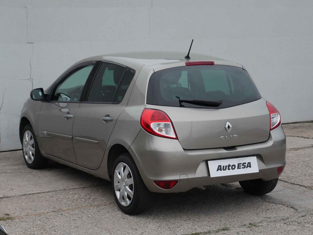 Renault Clio 1.2 16V 