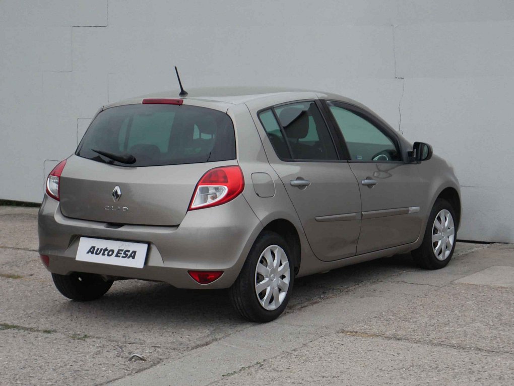 Renault Clio 1.2 16V 