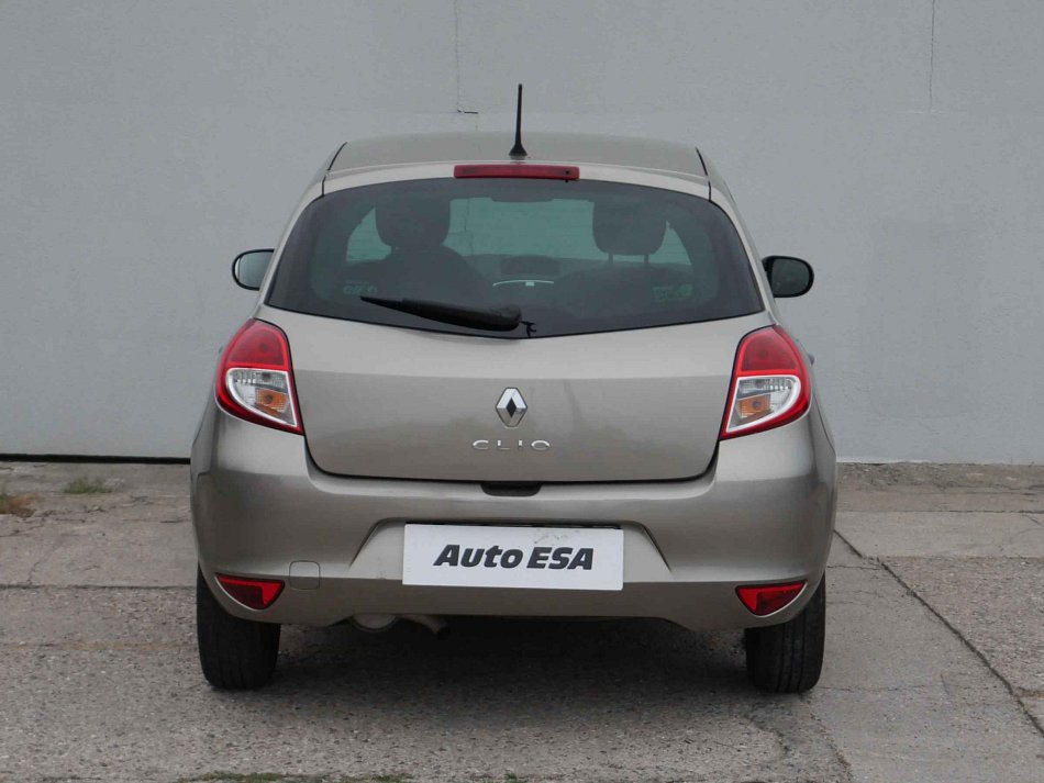 Renault Clio 1.2 16V 