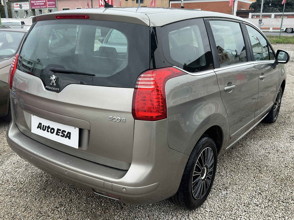 Peugeot 5008 1.6 HDi 