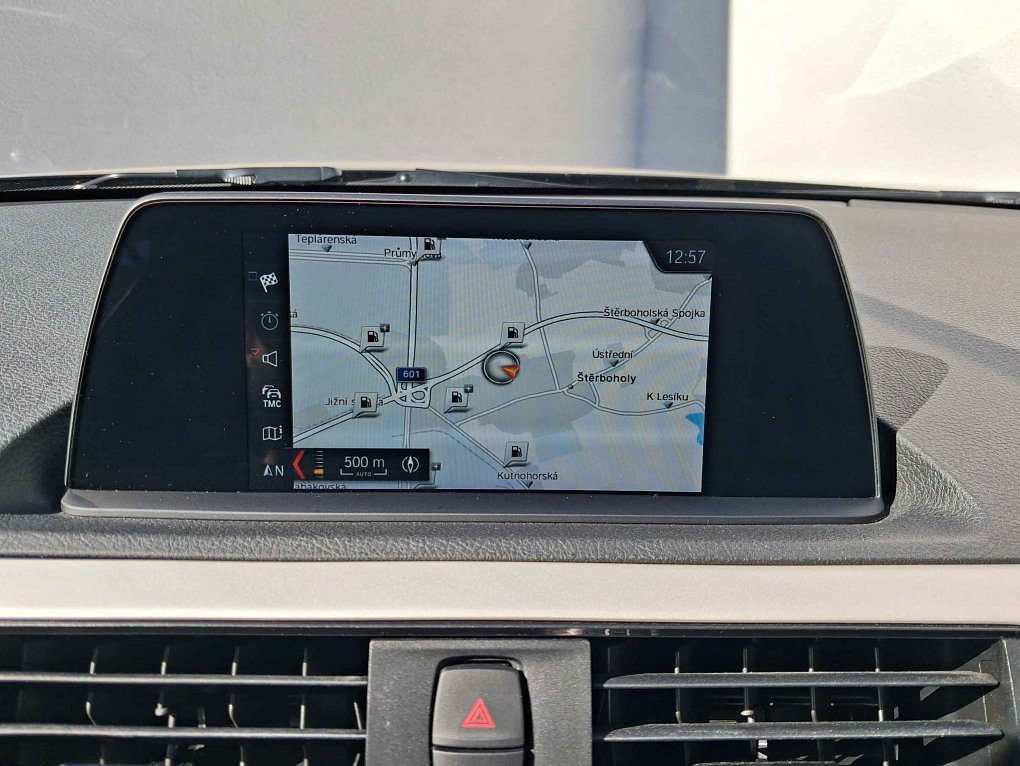 BMW Řada 1 1.5i  118i