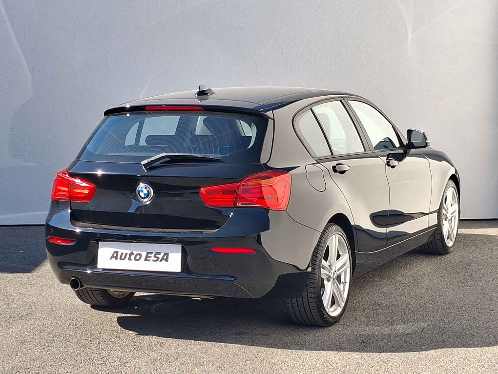 BMW Řada 1 1.5i  118i