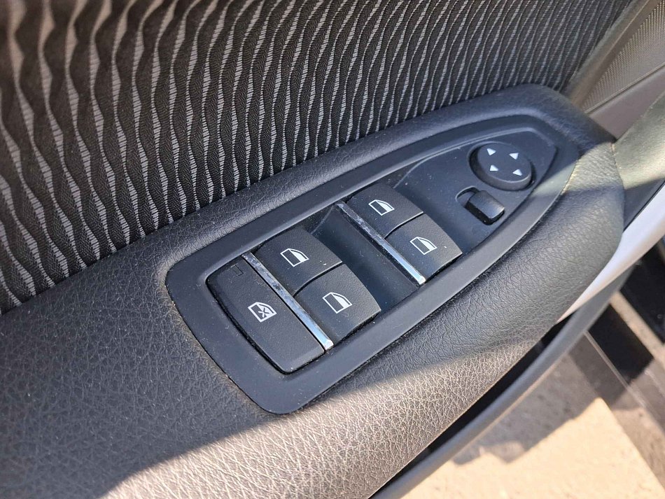 BMW Řada 1 1.5i  118i