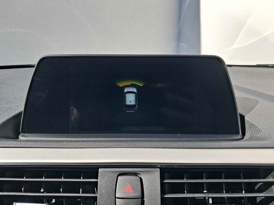 BMW Řada 1 1.5i  118i