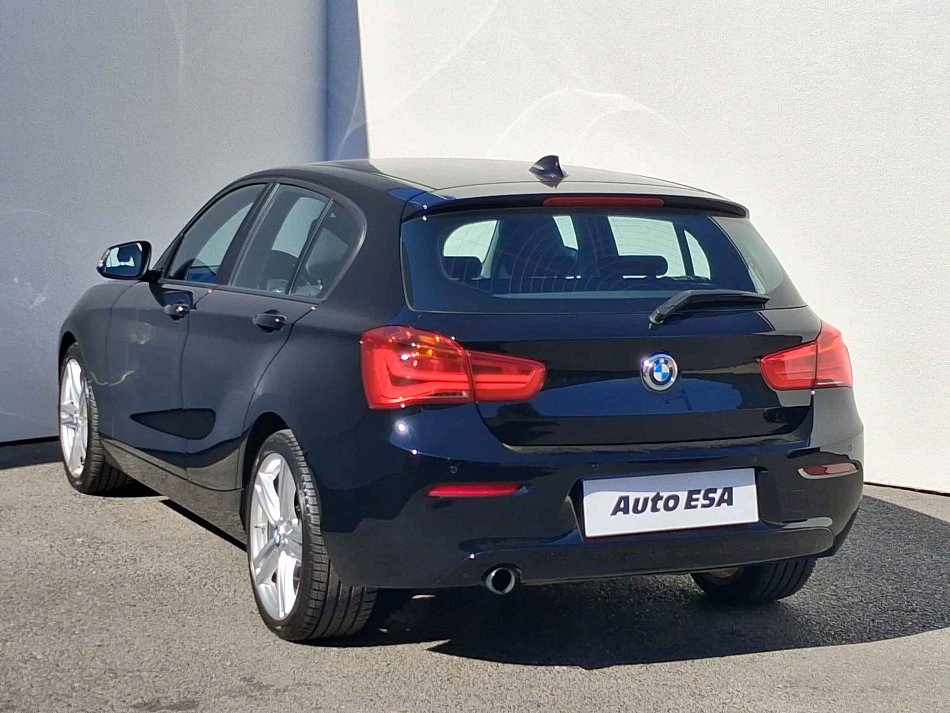 BMW Řada 1 1.5i  118i