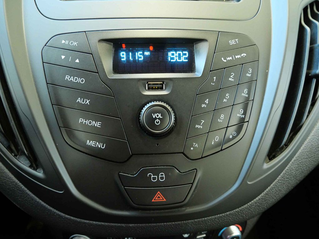 Ford Tourneo Courier 1.0T 