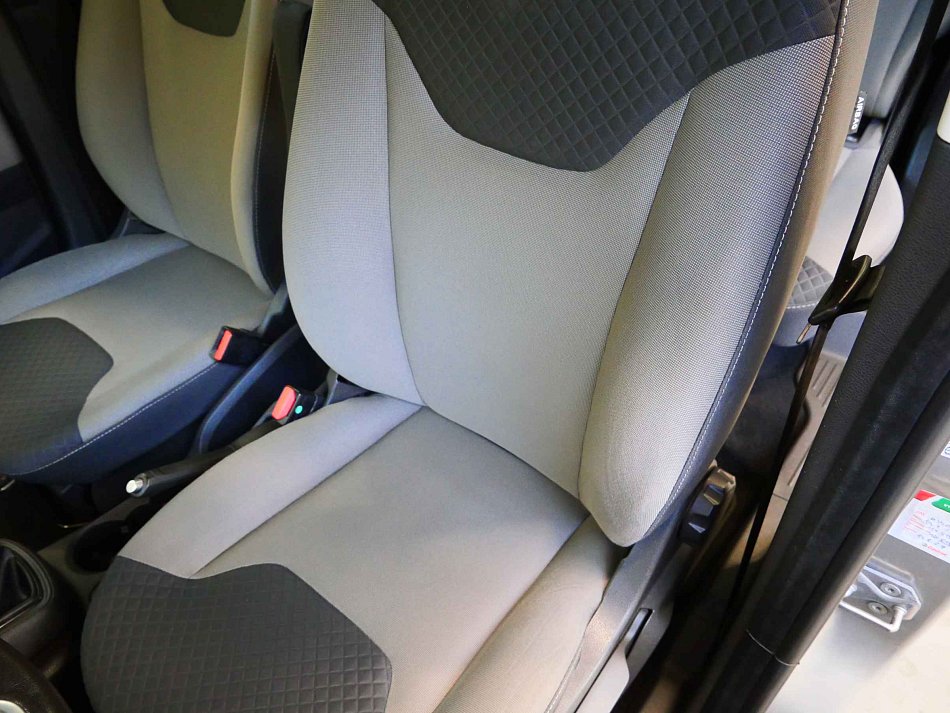 Ford Tourneo Courier 1.0T 