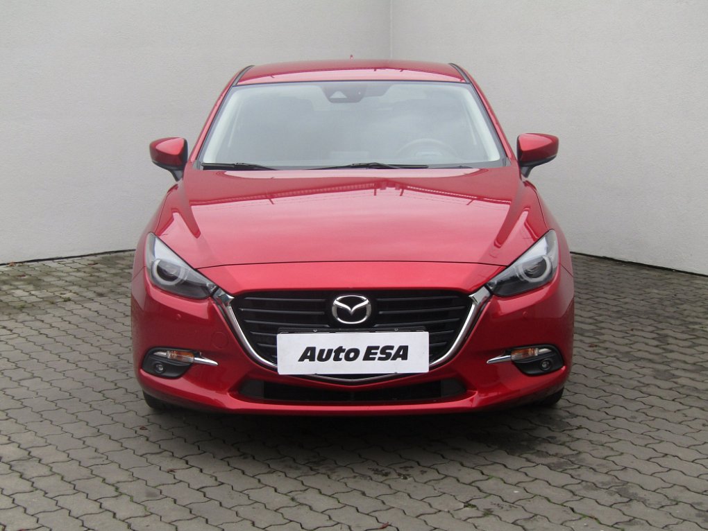 Mazda 3 1.5i 