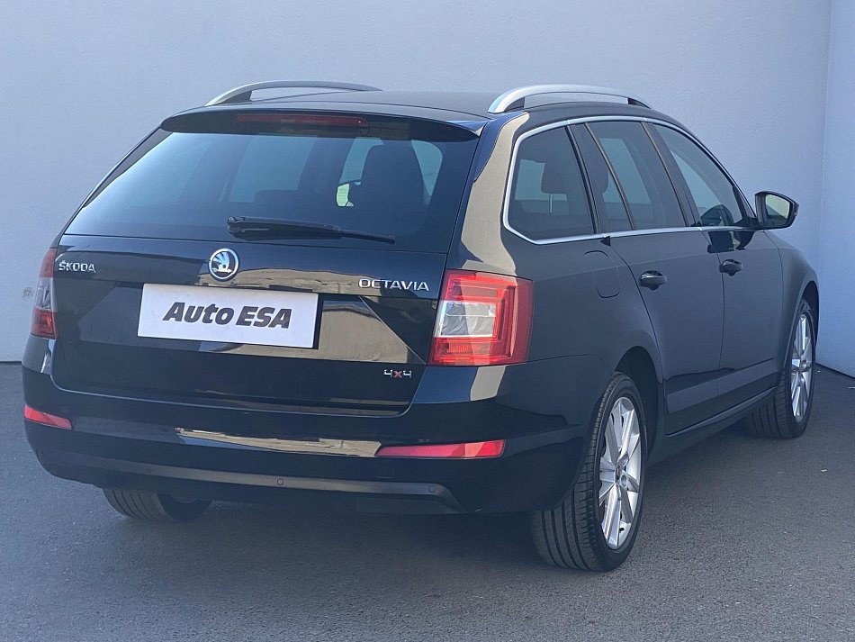 Škoda Octavia III 2.0 TDi Elegance 4x4