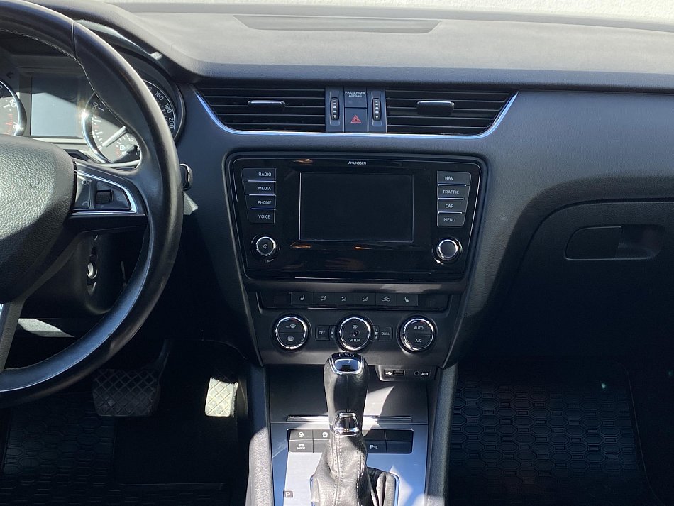 Škoda Octavia III 1.8 TSi Elegance