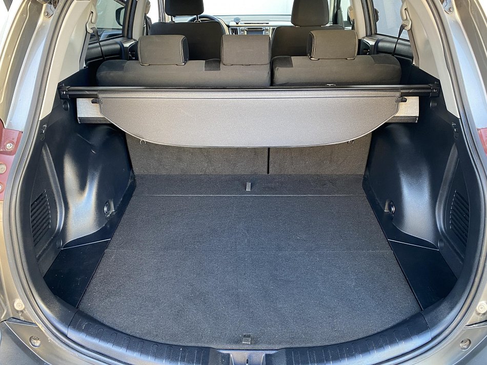 Toyota RAV4 2.0 i  AWD