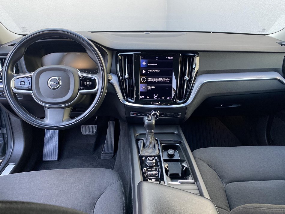 Volvo V60 2.0 D4 Momentum